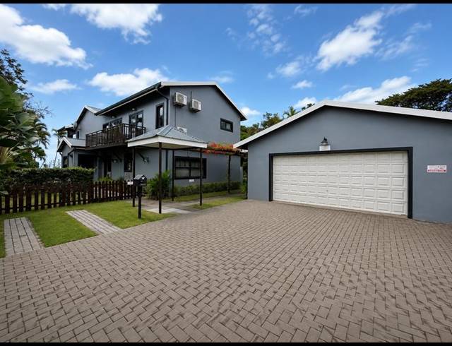 8 BEDROOM HOUSE FOR SALE IN UMHLANGA CENTRAL